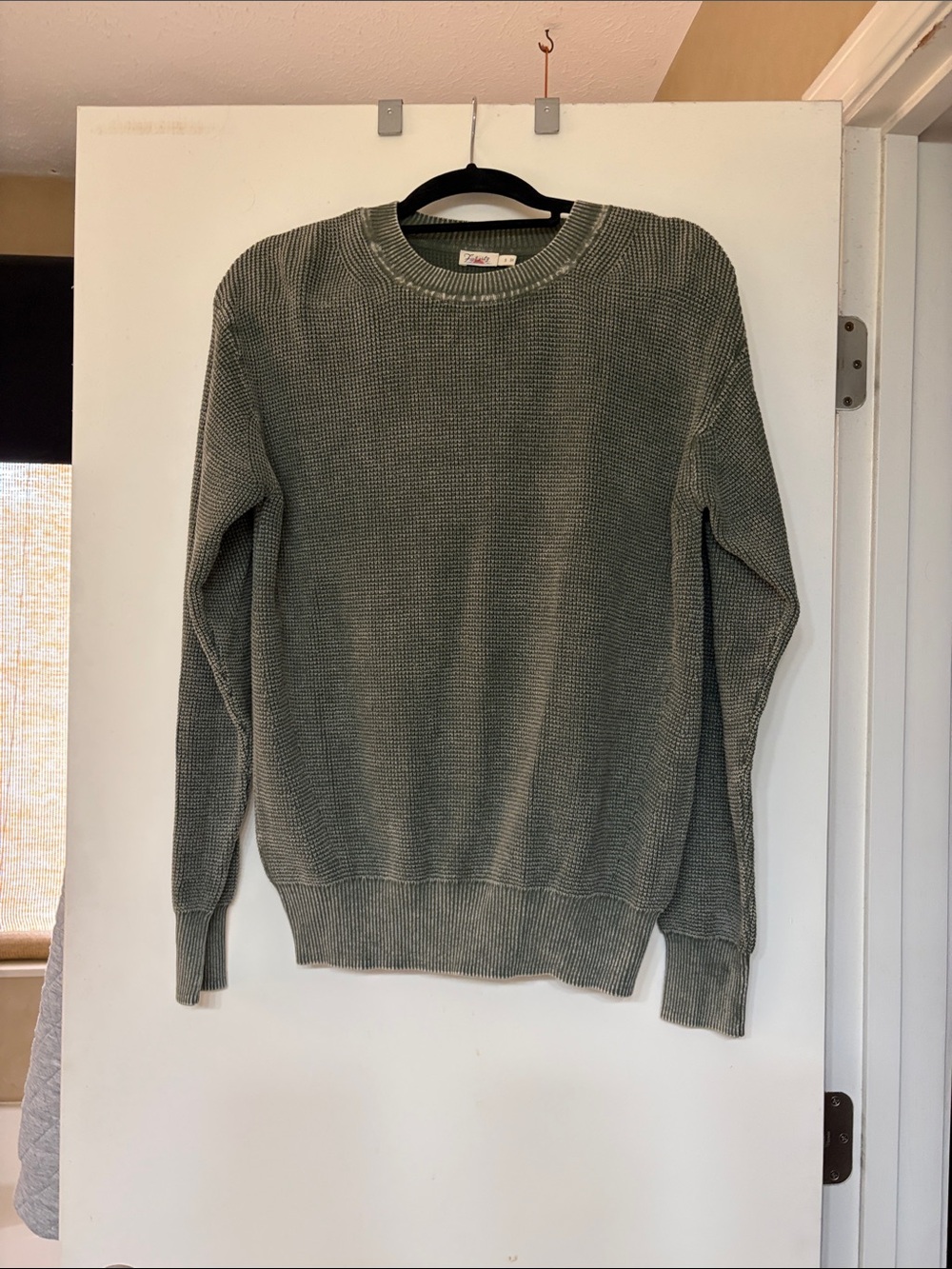Women’s Crewneck Knit Sweater - Olive Green